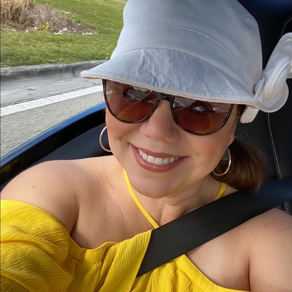 ⭐️⭐️Meet Your Posher⭐️⭐️ - Picture 9 of 16